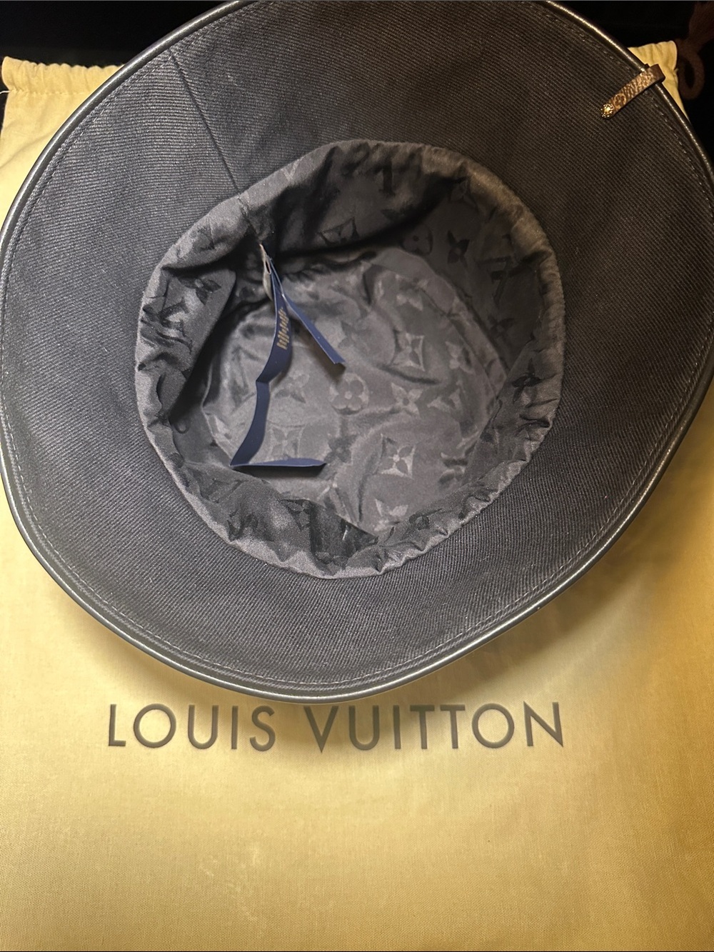 Louis Vuitton Black Embroidered LV Bucket Hat - Picture 2 of 2